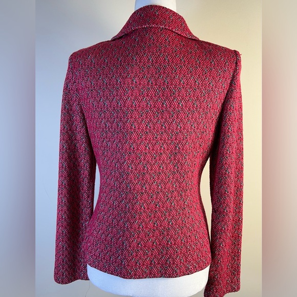 St. John Knit Red, Black and White Boucle Patterned Jacket, Size 8 - Picture 6 of 15